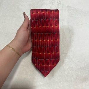 OLEG CASSINI RED PATTERN TIE